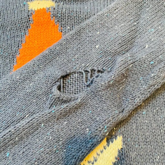 Wildfox Jingle Man Santa Ugly Distressed Sweater L - Picture 7 of 15